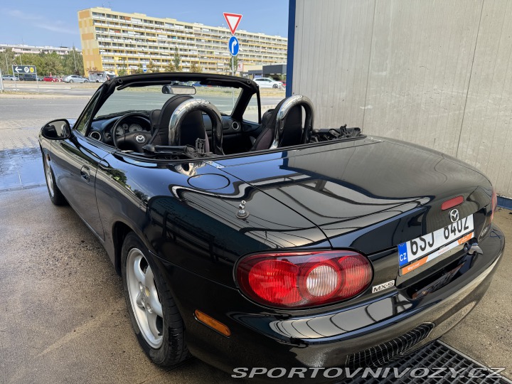 Mazda MX-5 NBFL 2001