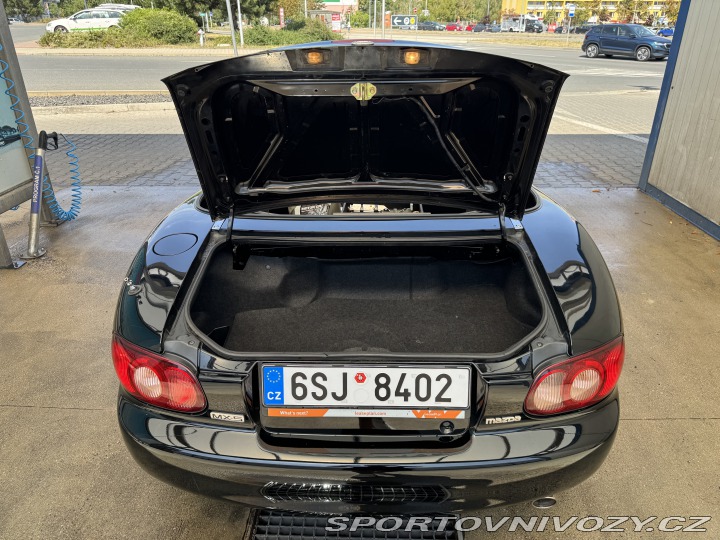 Mazda MX-5 NBFL 2001