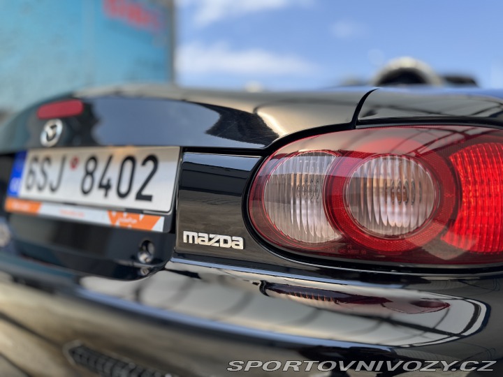 Mazda MX-5 NBFL 2001