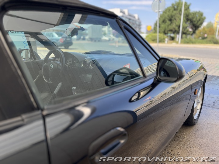 Mazda MX-5 NBFL 2001