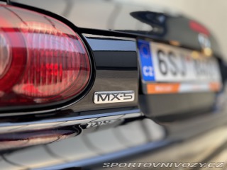 Mazda MX-5 NBFL 2001