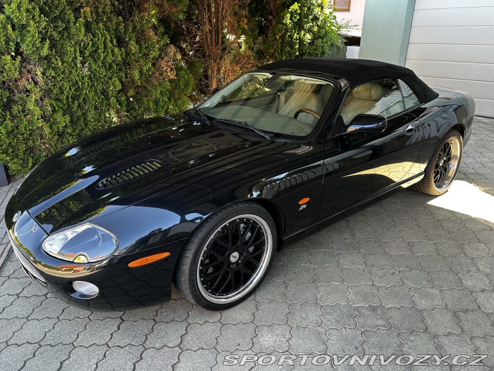 Jaguar XKR Convertible 4.2 V8 2025