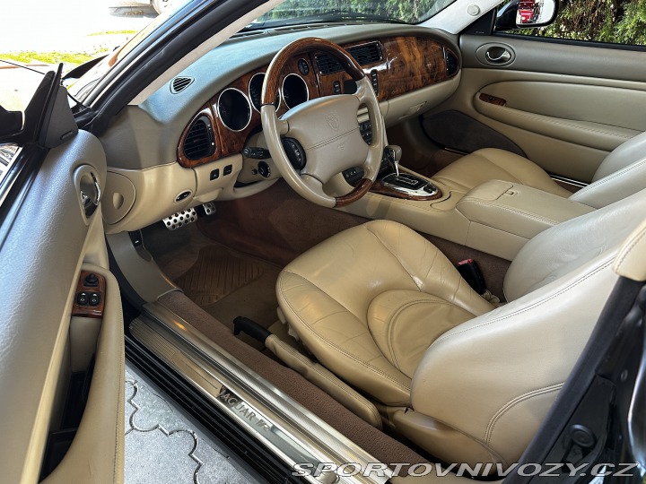 Jaguar XKR Convertible 4.2 V8 2025
