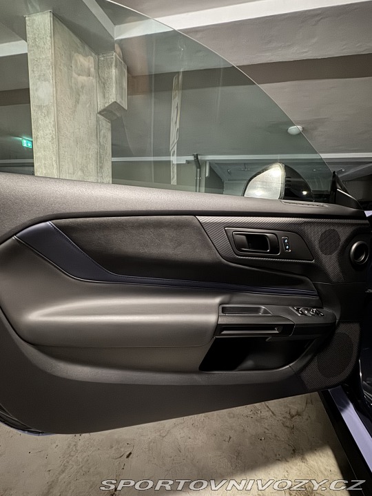 Ford Mustang Dark Horse 2025
