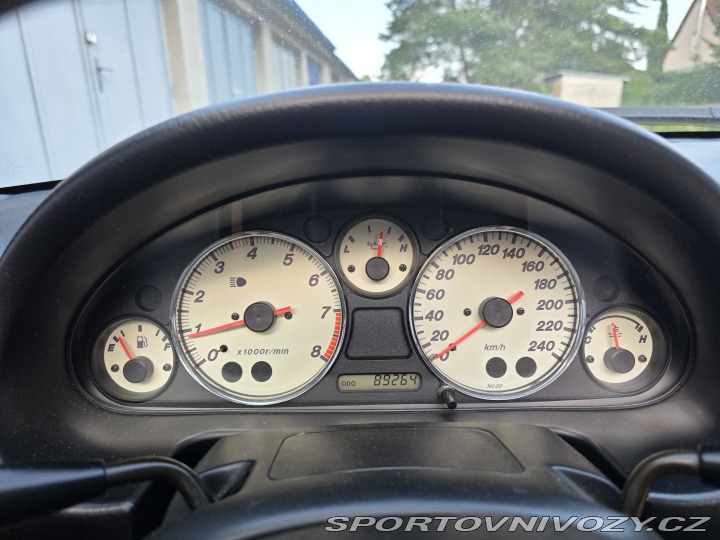 Mazda MX-5 1,6 NB, klima, hardtop 2001