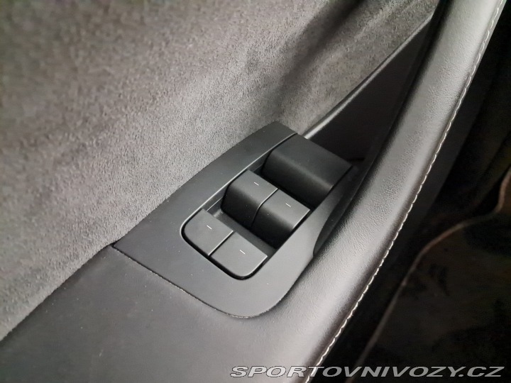 Tesla Model Y Long Range AWD 79kWh 2022
