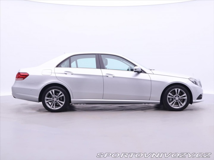 Mercedes-Benz E 3,5 E 400 Serv.kniha LED 2015