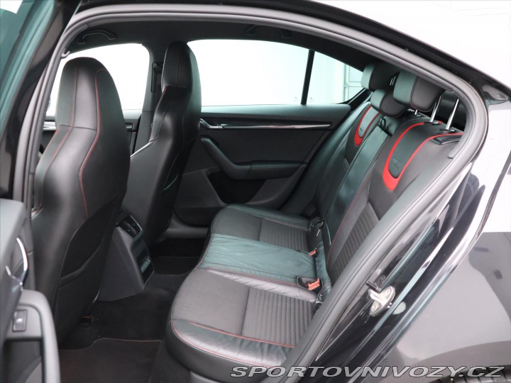 Škoda Octavia RS 2,0 TDI 135kW RS Xenon Na 2015