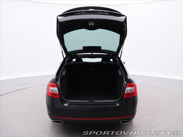Škoda Octavia RS 2,0 TDI 135kW RS Xenon Na 2015