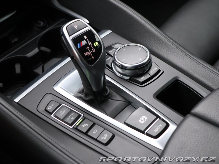 BMW X6 3,0 M50da 260kW Xdrive CZ 2015