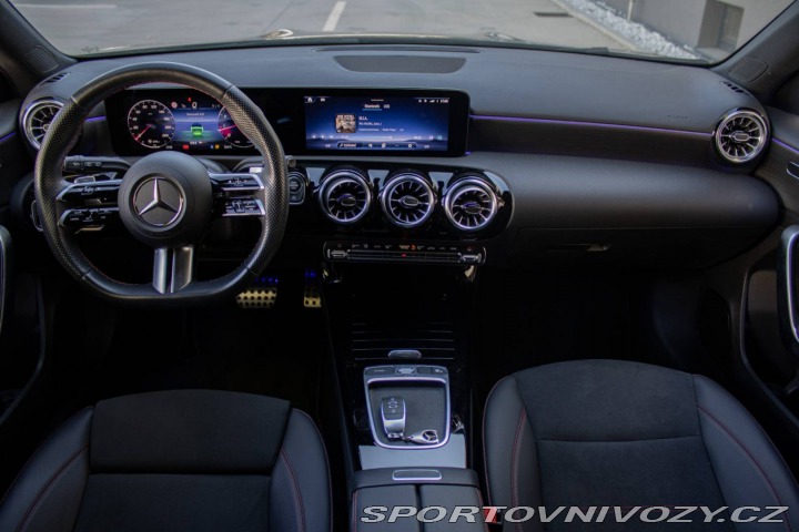 Mercedes-Benz A A180 AMG line 2023 100kW 2023