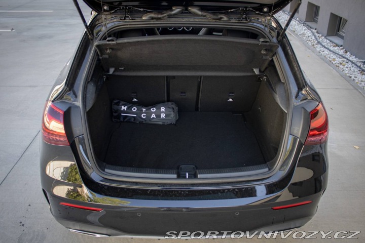 Mercedes-Benz A A180 AMG line 2023 100kW 2023