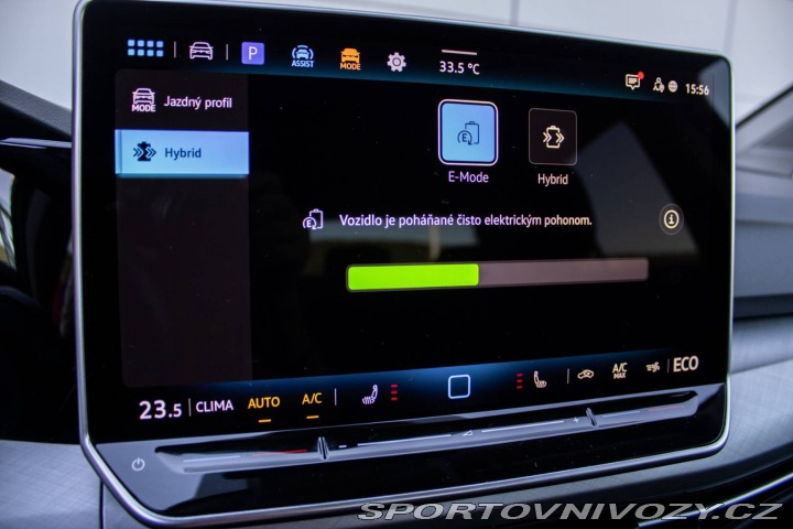 Volkswagen Golf 1.5 eTSI eHybrid Limited 2025