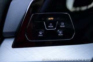 Volkswagen Golf 1.5 eTSI eHybrid Limited 2025