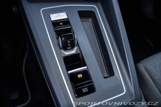 Volkswagen Golf 1.5 eTSI eHybrid Limited 2025