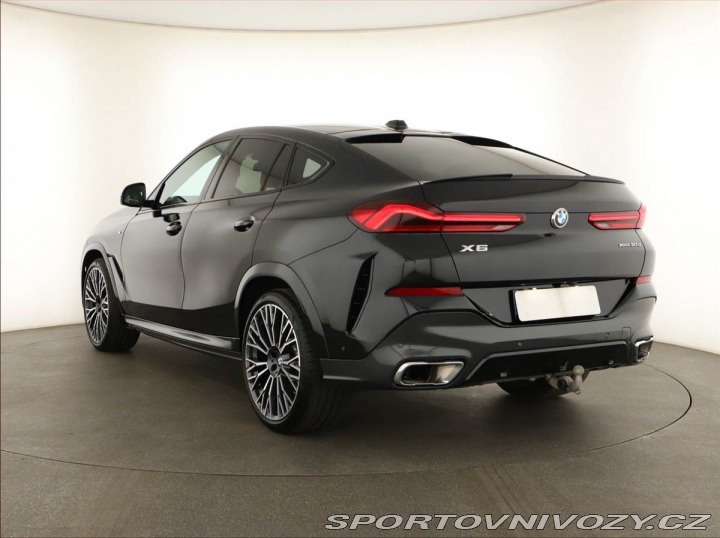 BMW X6 xDrive30d, M PAKET, VENTI 2025