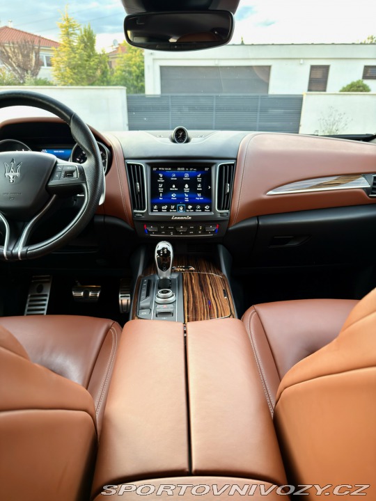 Maserati Levante S 2017