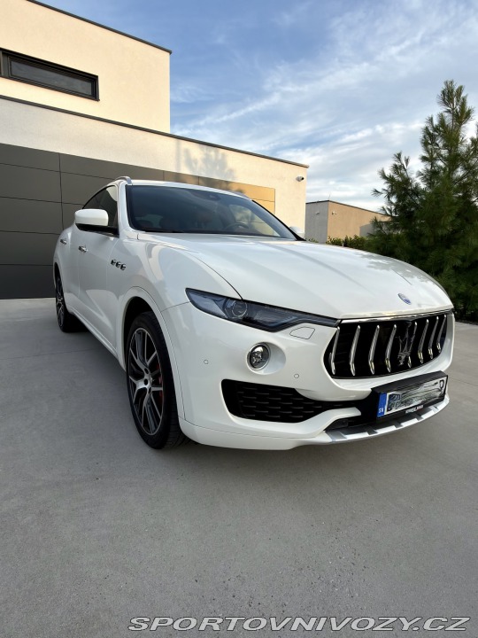 Maserati Levante S 2017