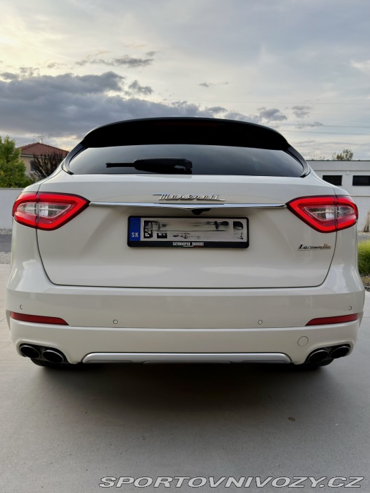 Maserati Levante S 2017