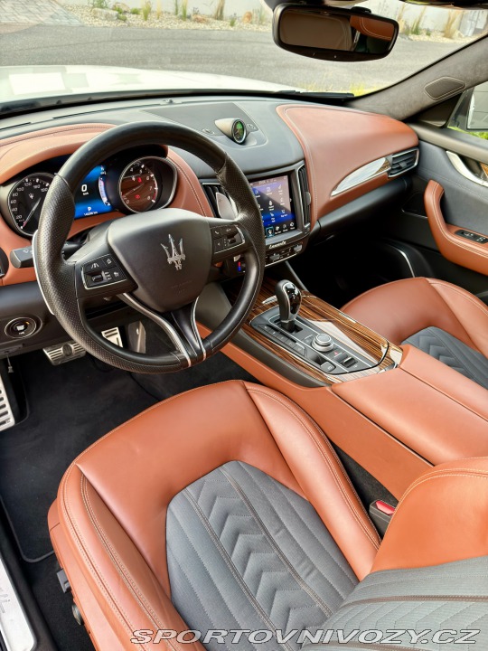 Maserati Levante S 2017