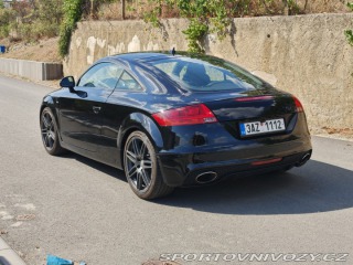 Audi TT 8j 2.0tfsi + zimní pneu 2011