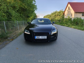 Audi TT 8j 2.0tfsi + zimní pneu 2011
