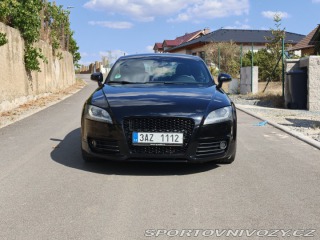 Audi TT 8j 2.0tfsi + zimní pneu 2011
