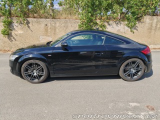 Audi TT 8j 2.0tfsi + zimní pneu 2011
