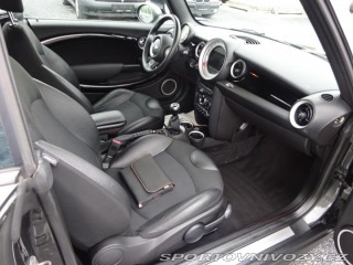 Mini Cooper S 1.6 135kW KABRIO KŮŽE 2012