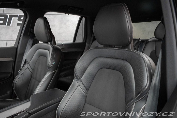 Volvo Ostatní modely XC90 B5 AWD R-DESIGN*POLESTAR 2021