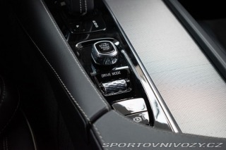 Volvo Ostatní modely XC90 B5 AWD R-DESIGN*POLESTAR 2021