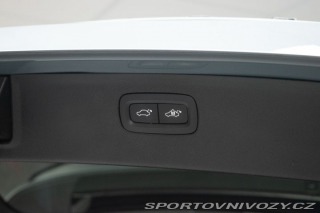 Volvo Ostatní modely XC90 B5 AWD R-DESIGN*POLESTAR 2021