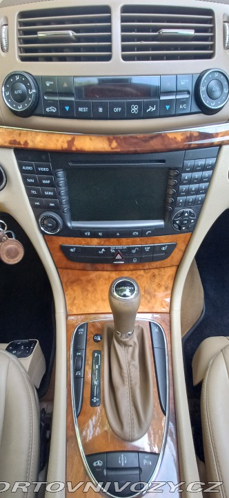 Mercedes-Benz E W211 E350 4MATIC 2008