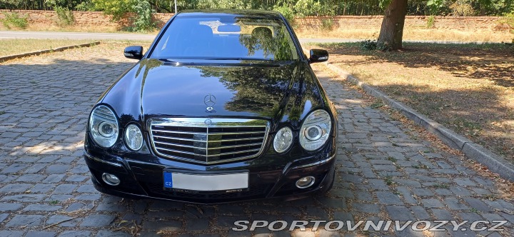 Mercedes-Benz E W211 2008