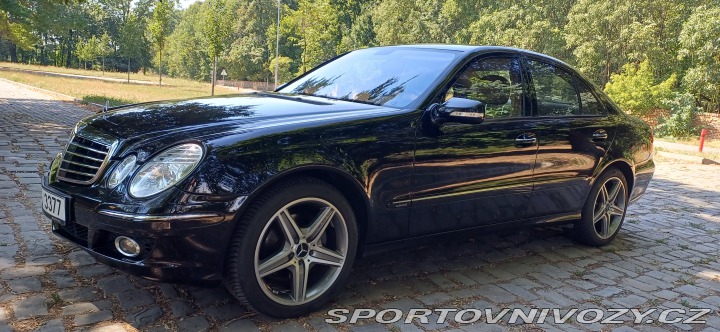 Mercedes-Benz E W211 2008
