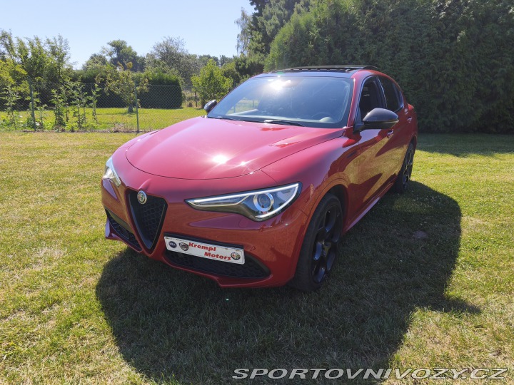 Alfa Romeo Stelvio Estrema 2022