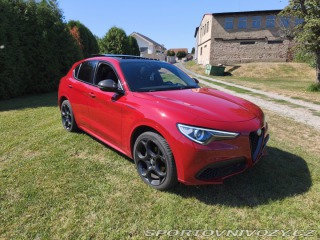 Alfa Romeo Stelvio Estrema 2022