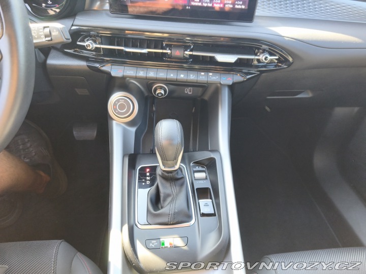 Alfa Romeo Giulia Sprint 2021