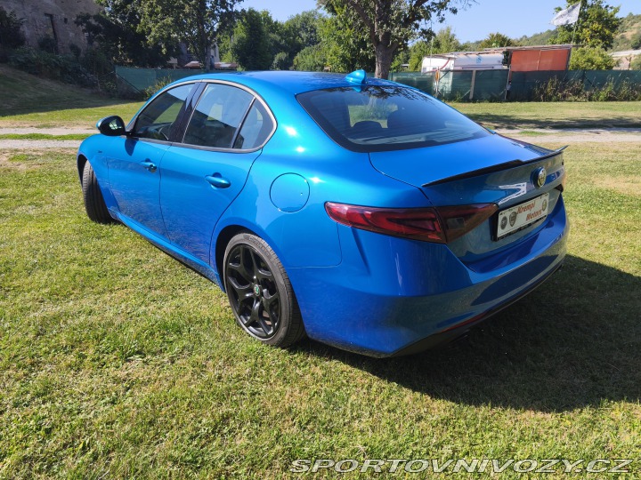 Alfa Romeo Giulia Sprint 2021