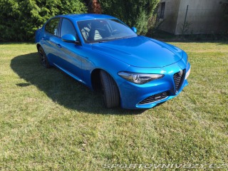 Alfa Romeo Giulia Sprint 2021