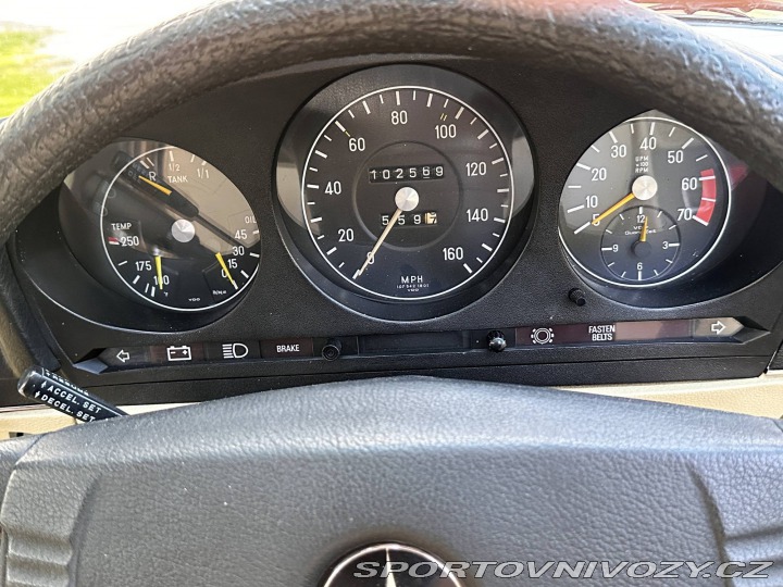Mercedes-Benz SL 450 SL R107 1976