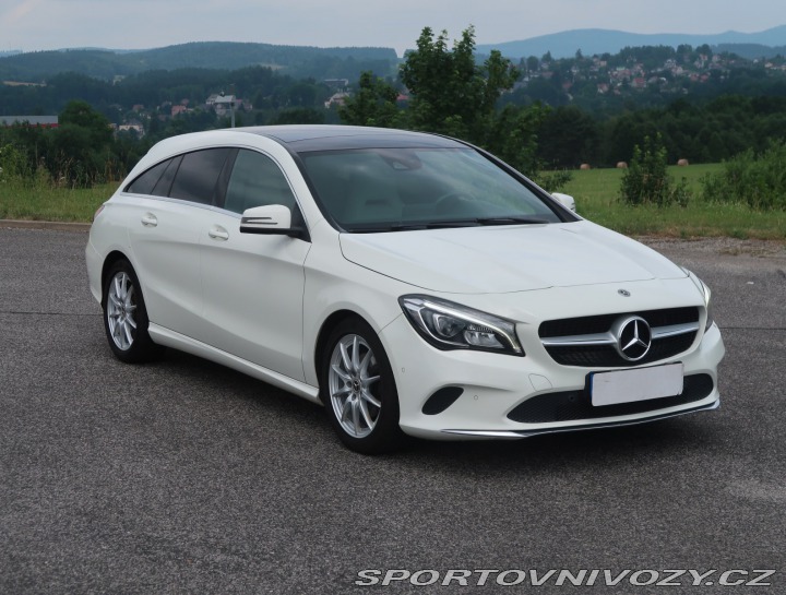 Mercedes-Benz CLA 220 4MATIC 2017