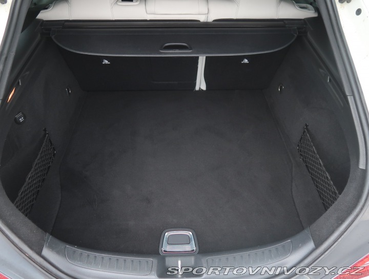 Mercedes-Benz CLA 220 4MATIC 2017