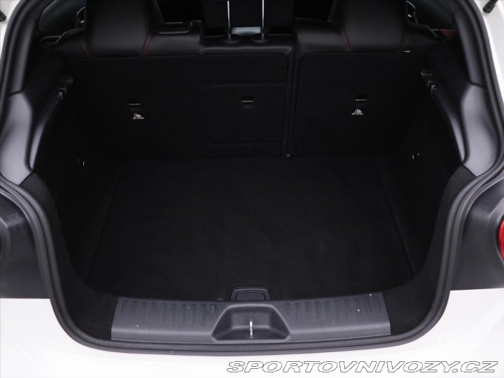 Mercedes-Benz A 2,0 45 265 kW 4Matic AMG 2015