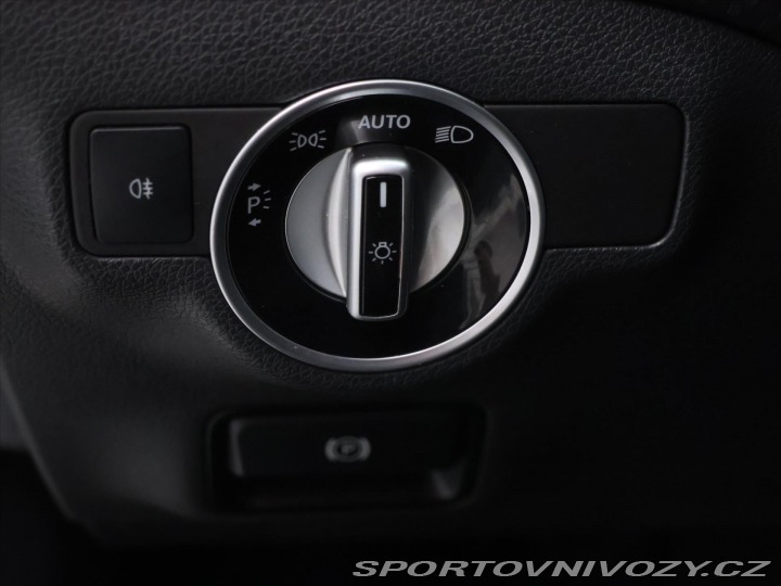 Mercedes-Benz A 2,0 45 265 kW 4Matic AMG 2015