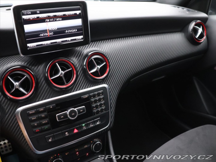 Mercedes-Benz A 2,0 45 265 kW 4Matic AMG 2015