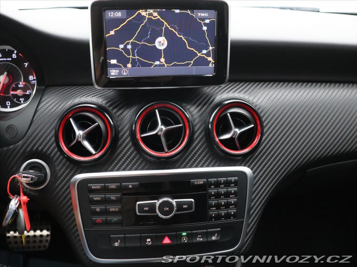Mercedes-Benz A 2,0 45 265 kW 4Matic AMG 2015