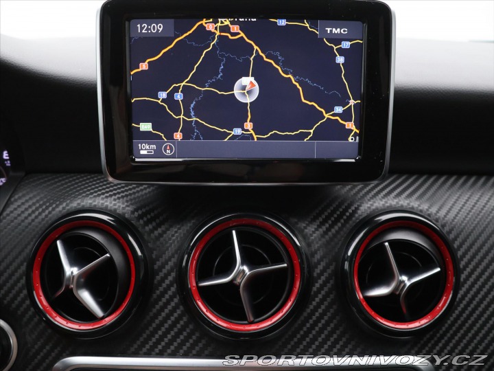 Mercedes-Benz A 2,0 45 265 kW 4Matic AMG 2015