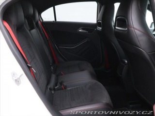 Mercedes-Benz A 2,0 45 265 kW 4Matic AMG 2015