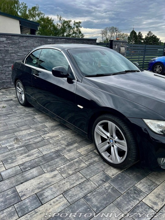 BMW 3 2,0   (E93) – 125 kW 2009